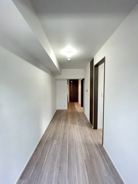 Comforia Liv Minamishinagawa - Interior - ["Flooring", "Floor", "Wood"]
