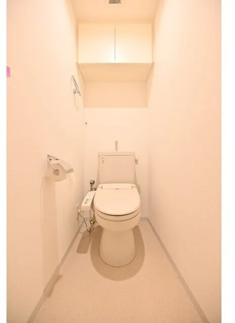 Primal Koishikawa - Interior - ["Flooring", "Floor", "Plumbing fixture"]