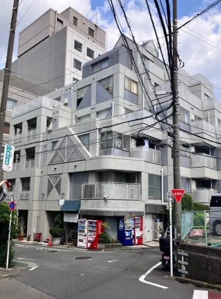 NAKAMEGURO ARKII - Exterior - ["Building", "Plant", "Cloud"]