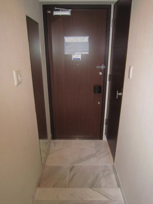 First Real Tower Shinjuku - Interior - ["Wood", "Flooring", "Floor"]