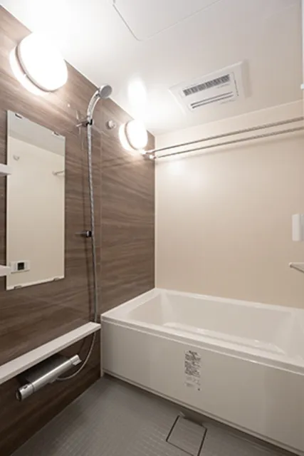 Abity Grande Kinuta - Interior - ["Property", "Bathtub", "Building"]