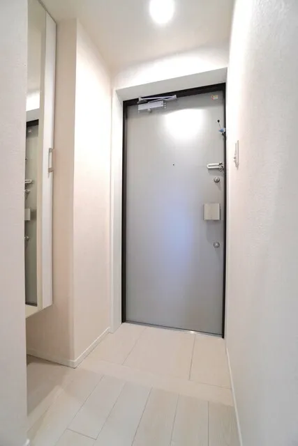 CREATIF Bunkyo Sendagi - Interior - ["Wood", "Flooring", "Floor"]