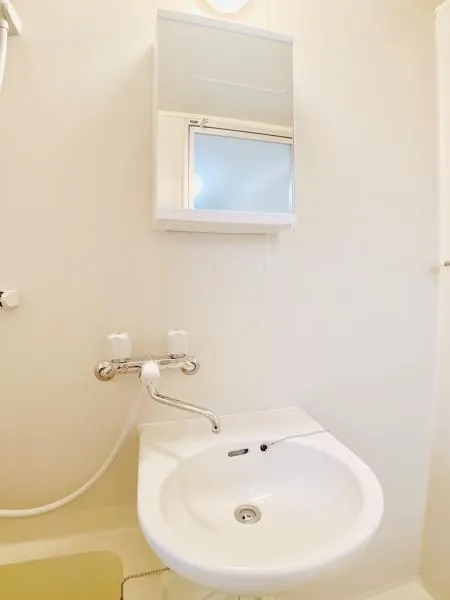 House Cherry Chitosedai - Interior - ["Bathroom", "Property", "Room"]