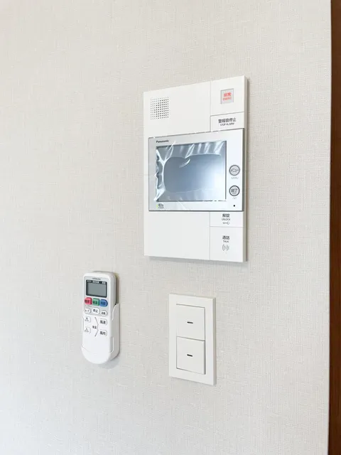 Preasvelta Minowa - Interior - ["Technology", "Machine", "Electronics"]
