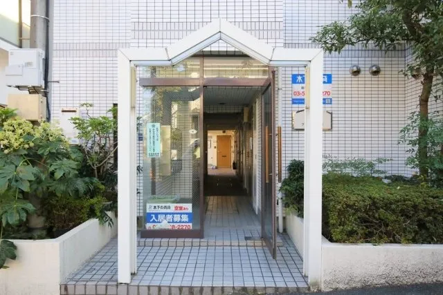 Pleure Shin-Itabashi - Exterior - ["Flowerpot", "Houseplant", "Aluminium"]