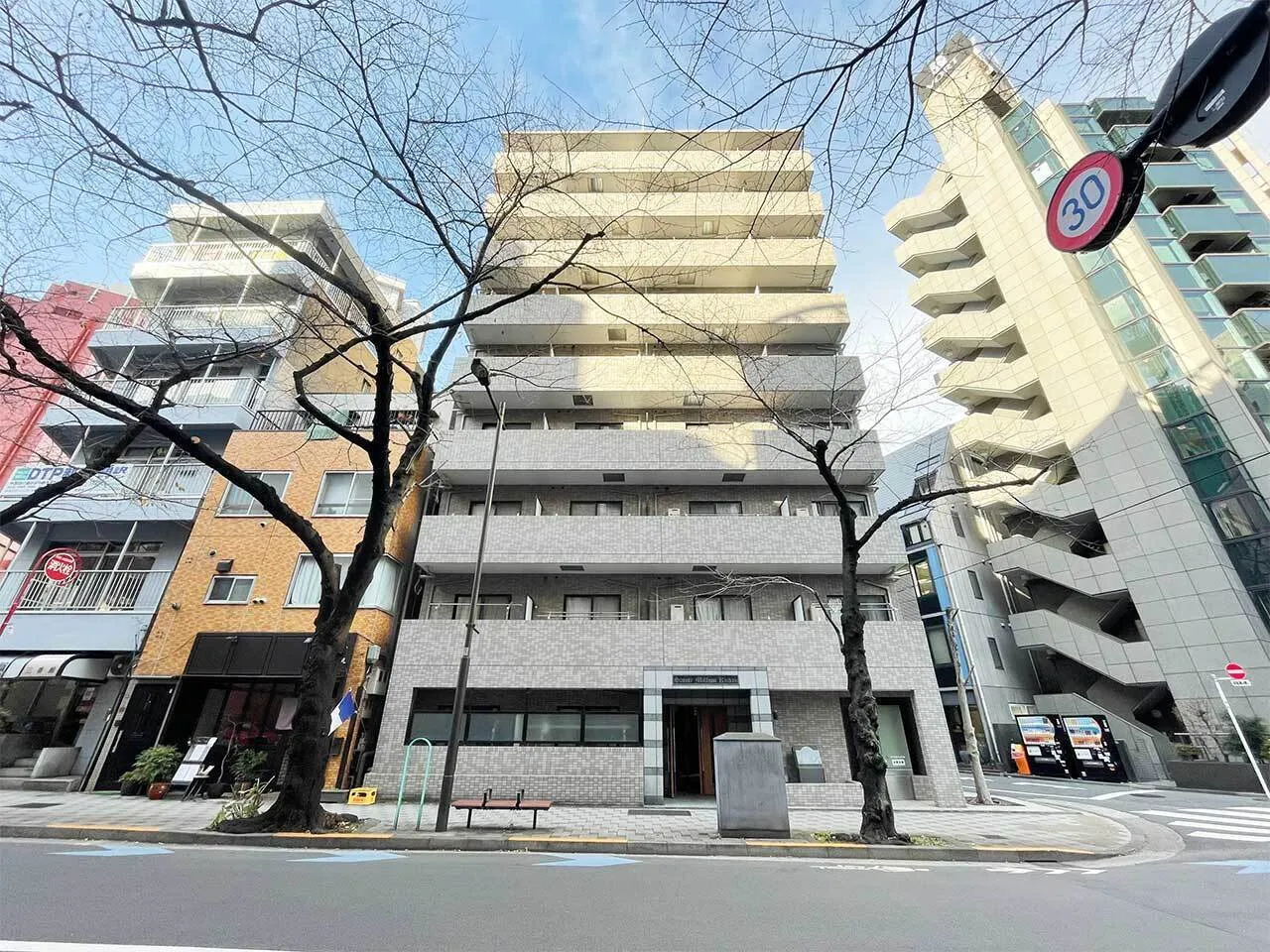 Mynavi STAY Miraie Kudan Minami - Exterior - []