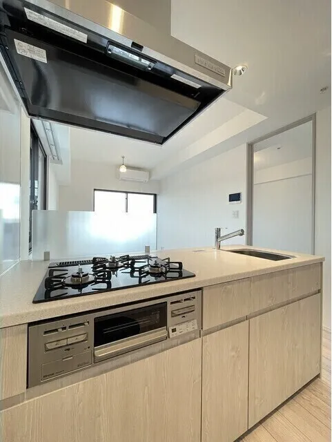 Season Flats Omorinishi - Interior - ["Kitchen", "Kitchen Appliance", "Major appliance"]