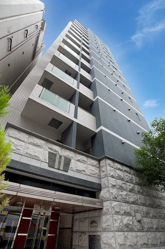 Residia Bunkyo Hongo II - Exterior - ["Sky", "Building", "Daytime"]