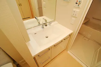 Esty Maison Toyosu Residence - Interior - ["Flooring", "Floor", "Interior design"]