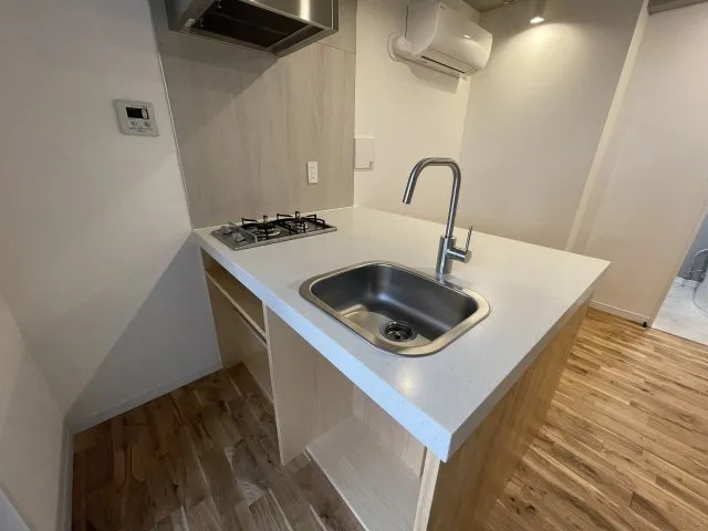 Apice Meguro - Interior - ["Tap", "Plumbing fixture", "Sink"]