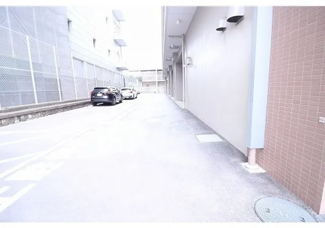 BLESS Kuramae - Exterior - ["Building", "Car", "Automotive tire"]