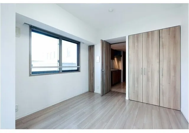 Comforia Monzennakacho - Interior - ["Wood", "Flooring", "Floor"]