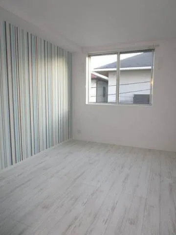 Y Square - Interior - ["Flooring", "Floor", "Wood"]