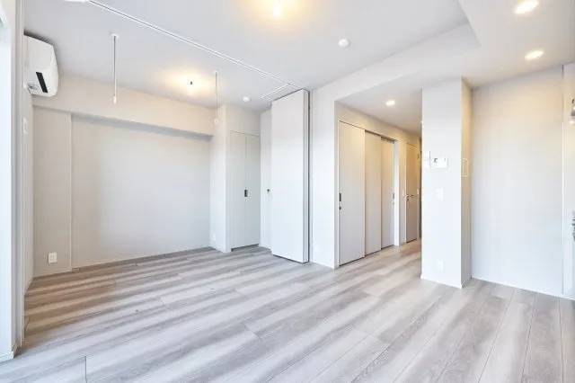Proud Flat Nishikamata - Interior - ["Flooring", "Floor", "Wood"]