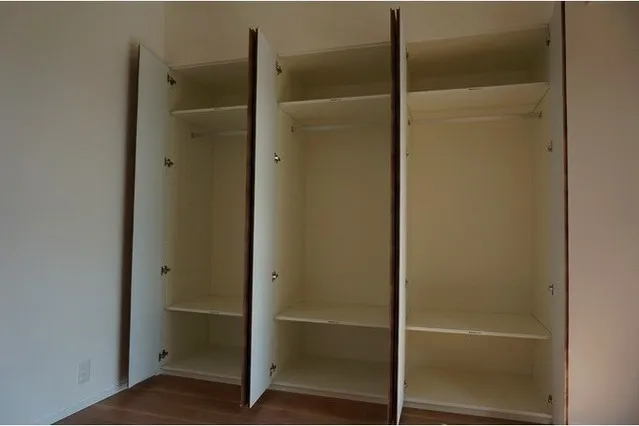Ambiente Komagome - Interior - It will be a separate room with the same type of interior view. The color is dark