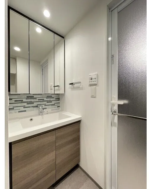 Stylio Kamata West - Interior - ["Flooring", "Floor", "Interior design"]