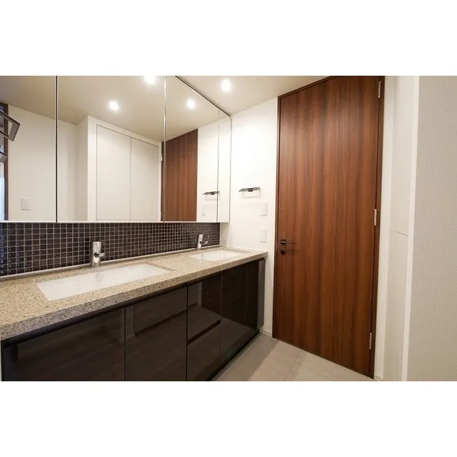 Comforia Shinjuku East Side Tower - Interior - ["Brown", "Tap", "Sink"]