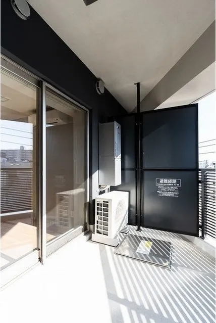 BPR Residence Nerima Fujimidai - Interior - ["Floor", "Composite material", "Glass"]