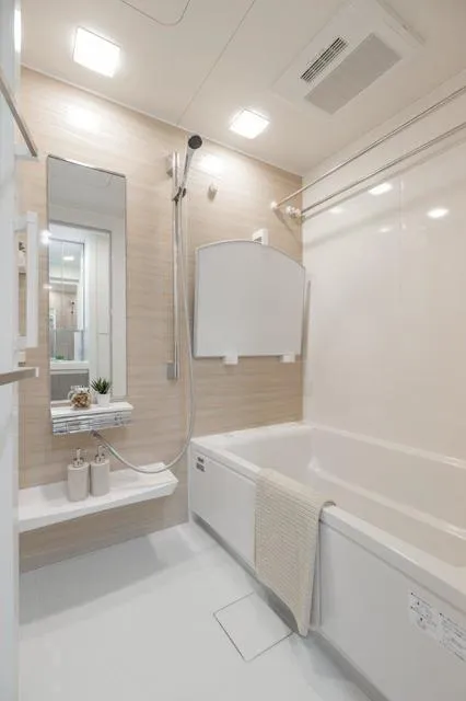 Asyl Court Korakuen - Interior - ["Bathroom", "Plumbing fixture", "Flooring"]
