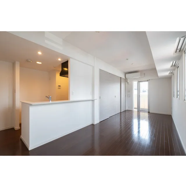 Orchid Residence Shinagawa - Interior - ["Wood", "Hall", "Flooring"]