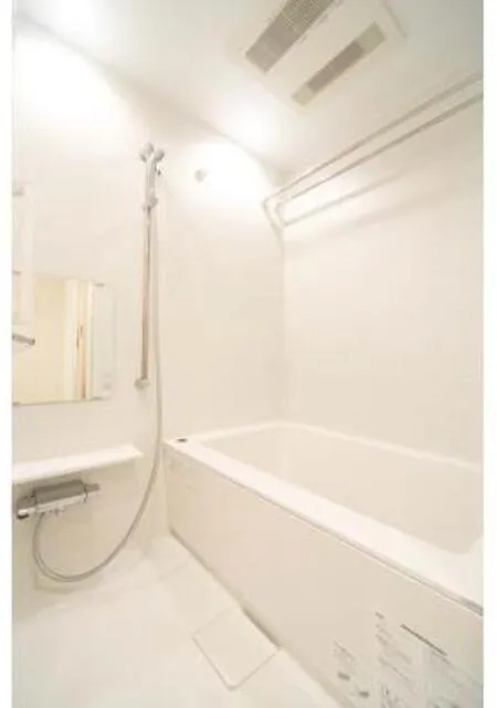 Patris Jimbocho - Interior - ["Property", "Room", "Bathroom"]