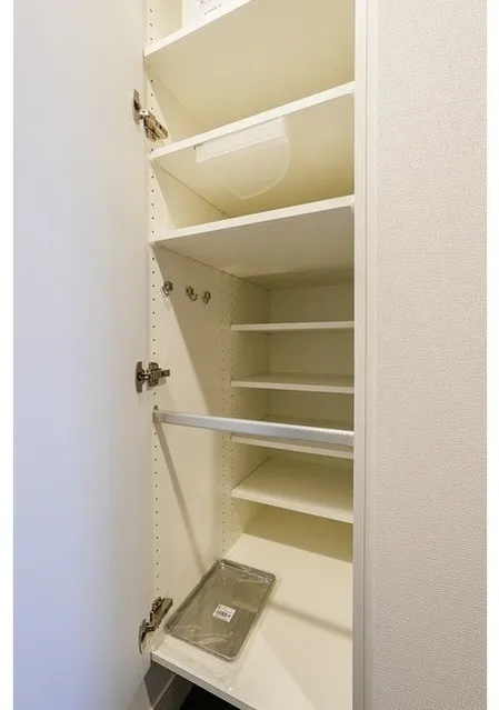 Stylio Kamata West - Interior - ["Wood", "Shelving", "Shelf"]