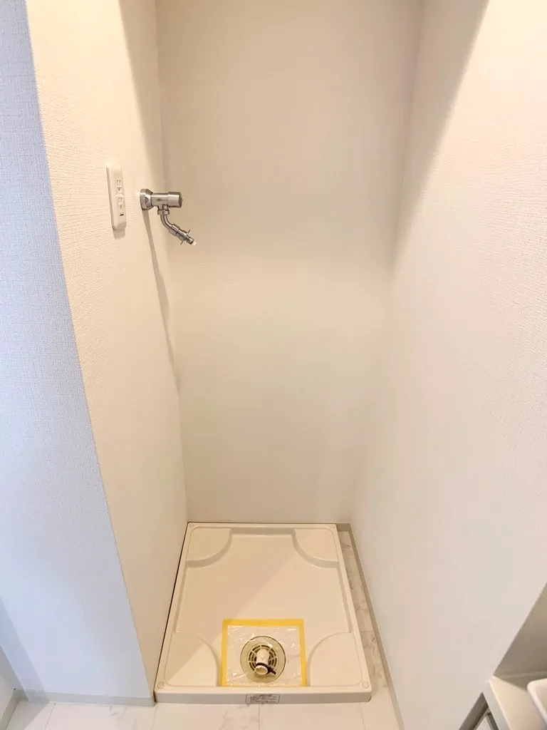 KDX Residence Oyama - Interior - ["Flooring", "Floor", "Tile"]
