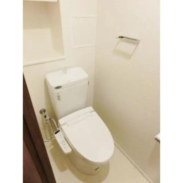 Park Axis Komagome HILLTOP - Interior - ["Toilet", "Toilet seat", "Property"]