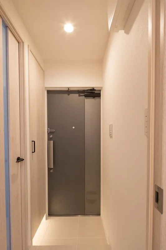 Residia Kanda - Interior - ["Building", "Door", "Fixture"]
