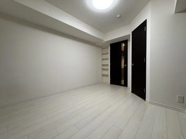 KDX Residence Toyosu - Interior - ["Flooring", "Floor", "Ceiling"]