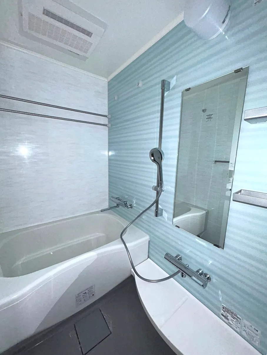 Arden Kiyosumi Shirakawa - Interior - ["Bathroom", "Plumbing fixture", "Bathtub"]