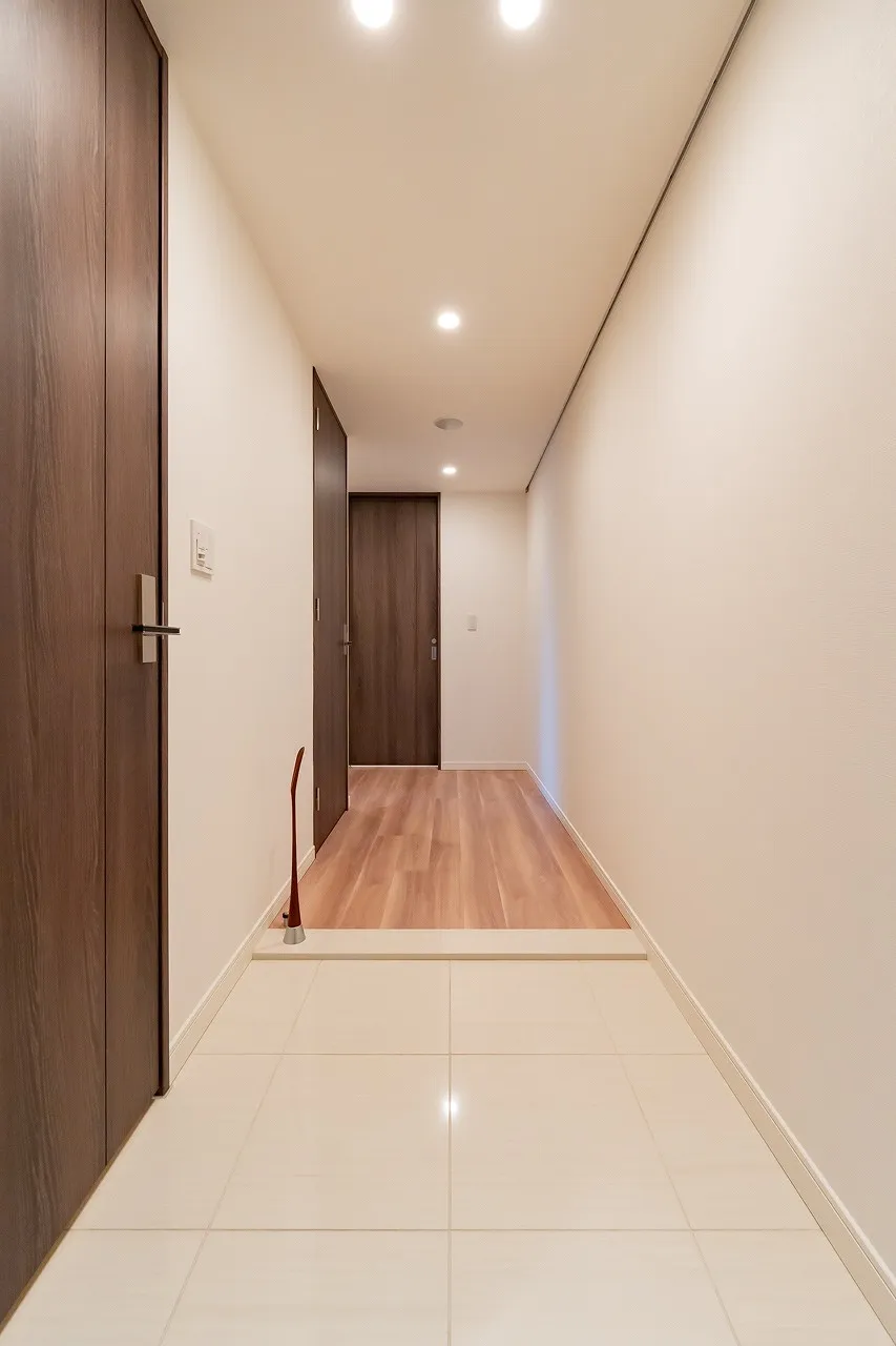 La Tour Shinjuku Annex - Interior - ["Fixture", "Wood", "Interior design"]