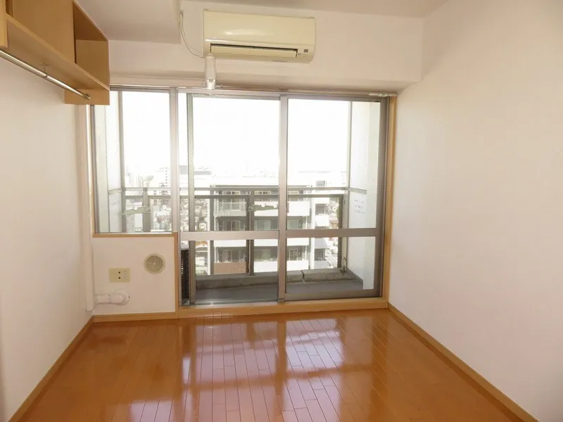 Prime Urban Nishi-Ojima - Interior - ["Flooring", "Floor", "Apartment"]