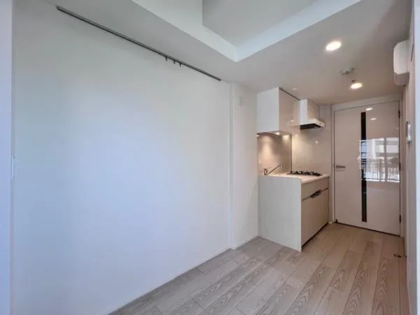 Brillia Ist Oimachi - Interior - ["Flooring", "Floor", "Ceiling"]