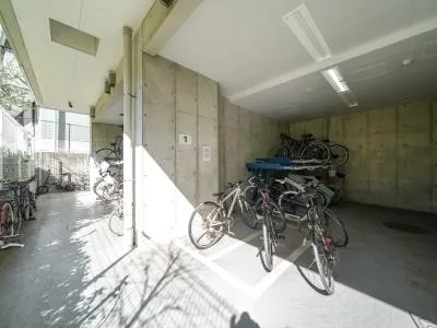 Premier Brand Yoyogi Park - Other - ["Ceiling", "Floor", "Concrete"]