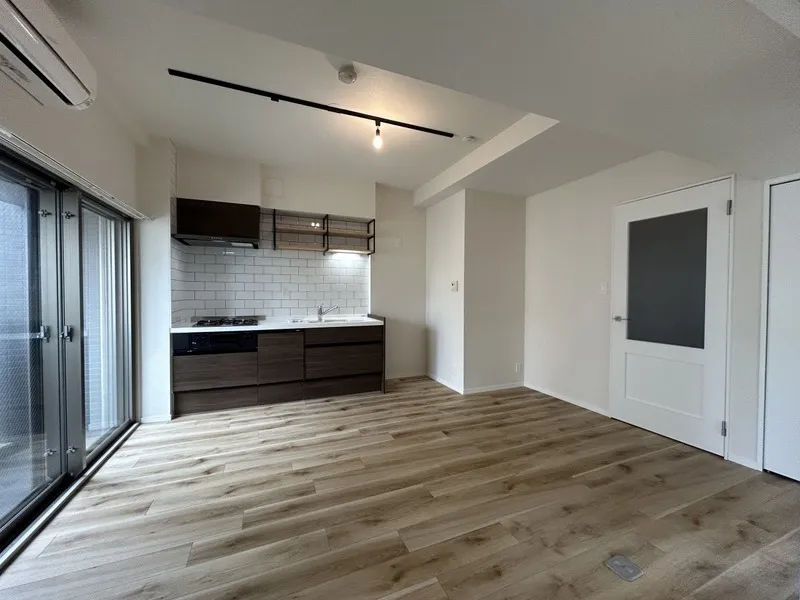 Abrest Nishinippori - Interior - ["Flooring", "Floor", "Ceiling"]