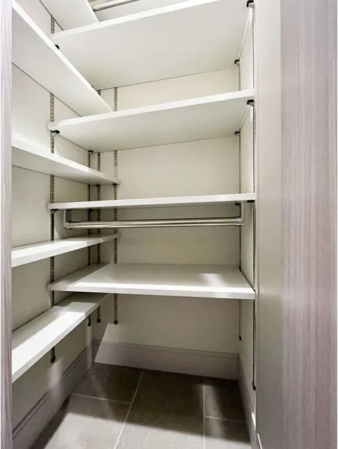 Livio Maison Higashi-Ikebukuro - Interior - ["Wood", "Flooring", "Floor"]