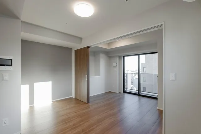 Court Residence Minami Otsuka - Interior - ["Floor", "Apartment", "Wood flooring"]