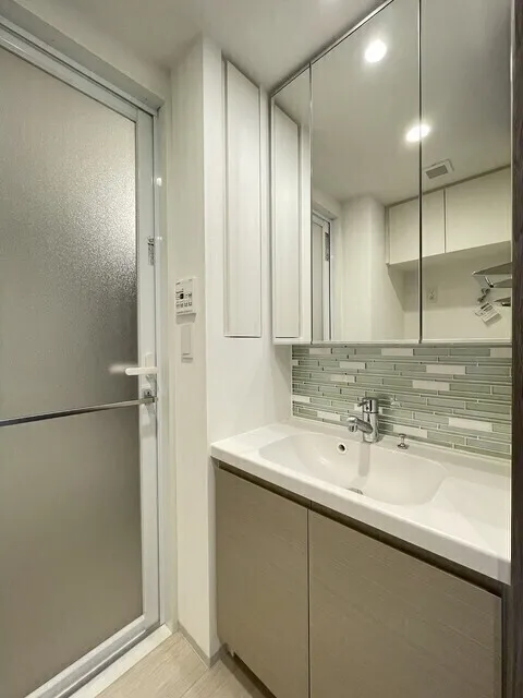 Stylio Kamata West - Interior - ["Flooring", "Interior design", "Floor"]