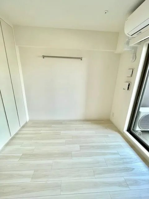RESIDIA Shinagawa Seaside - Interior - ["Flooring", "Wood", "Floor"]