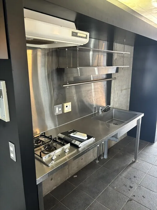 Ombrage - Interior - ["Kitchen", "Kitchen Appliance", "Major appliance"]