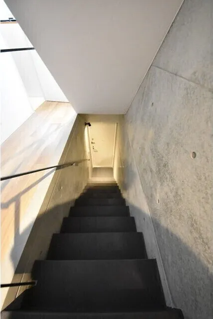 Square Court Waseda - Interior - ["Stairs", "Fixture", "Rectangle"]