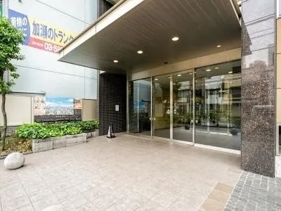 Prime Urban Shinjuku Natsumezaka Tower Residence - Exterior - ["Plant", "Property", "Interior design"]