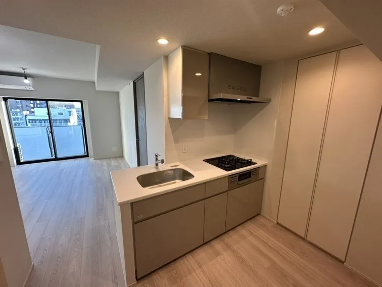 Season Flats Ryogoku South - Interior - ["Apartment", "Condominium", "High-rise building"]