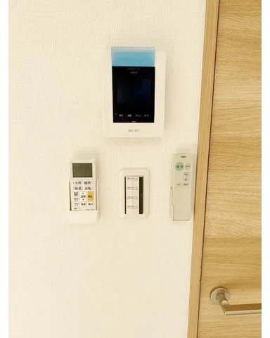 Carino7 - Interior - ["Electronic device", "Electronics", "Technology"]