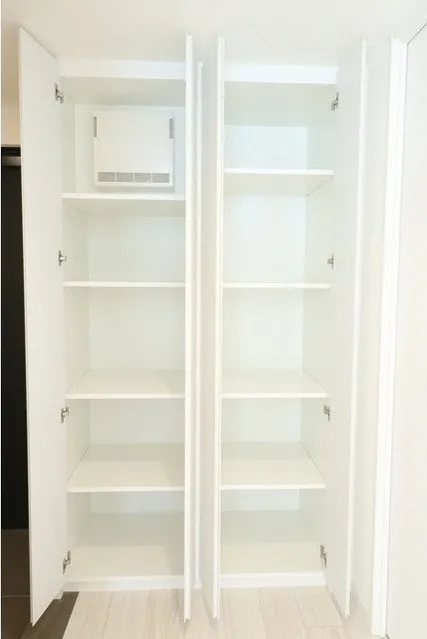 JP Noie Ebisu West - Interior - ["Shelf", "Furniture", "Shelving"]