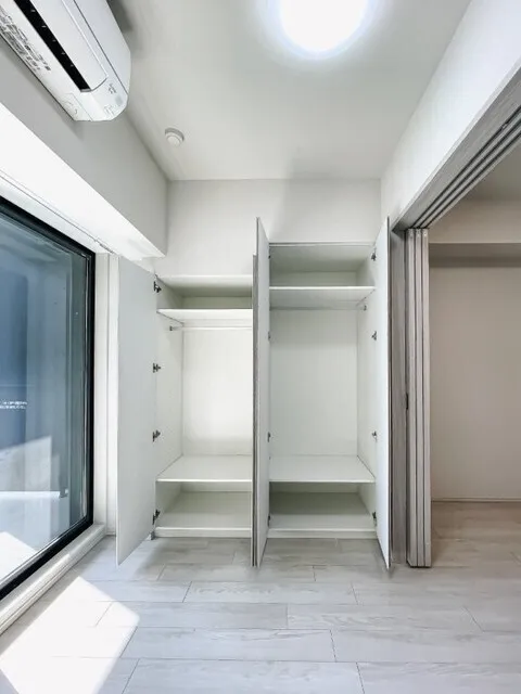 Brookside Residence Kiba - Interior - ["Flooring", "Ceiling", "Floor"]