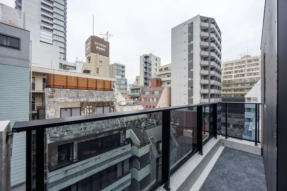 Hmlet Shinjuku Gyoenmae II - Interior - ["Apartment", "Urban design", "Condominium"]