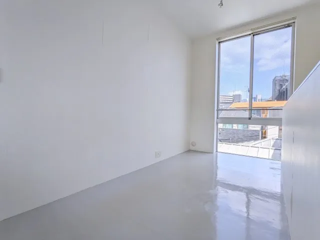 Faret Yoyogi Uehara - Interior - ["Floor", "Flooring", "Composite material"]