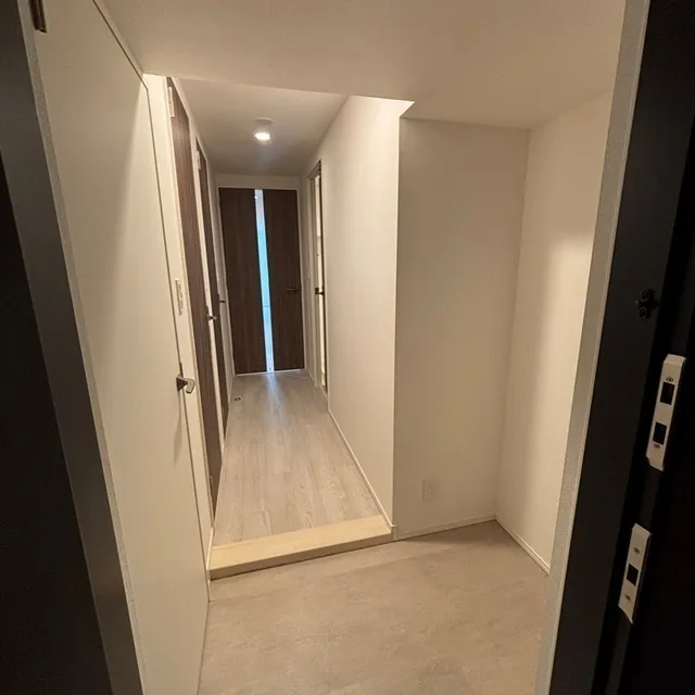 Park Axis Shinagawa Tennozu Isle - Interior - ["Flooring", "Floor", "Wood"]